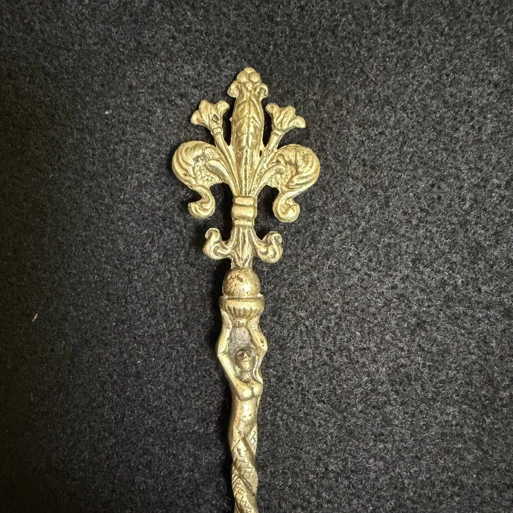 AntiqueBrass Cake Server Ornate Filigree Mermaid Fleur-de-lis Pastry Lifter 10